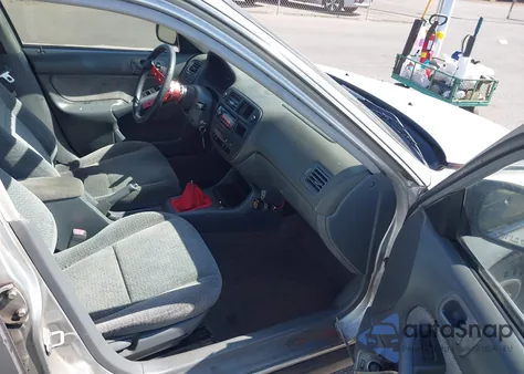 1998 Honda Civic Lx из США, поврежденный, VIN JHMEJ6672WS005755